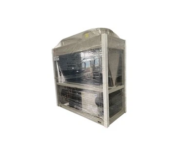 Zračno hlajen hladilnik s toplotno črpalko Trane